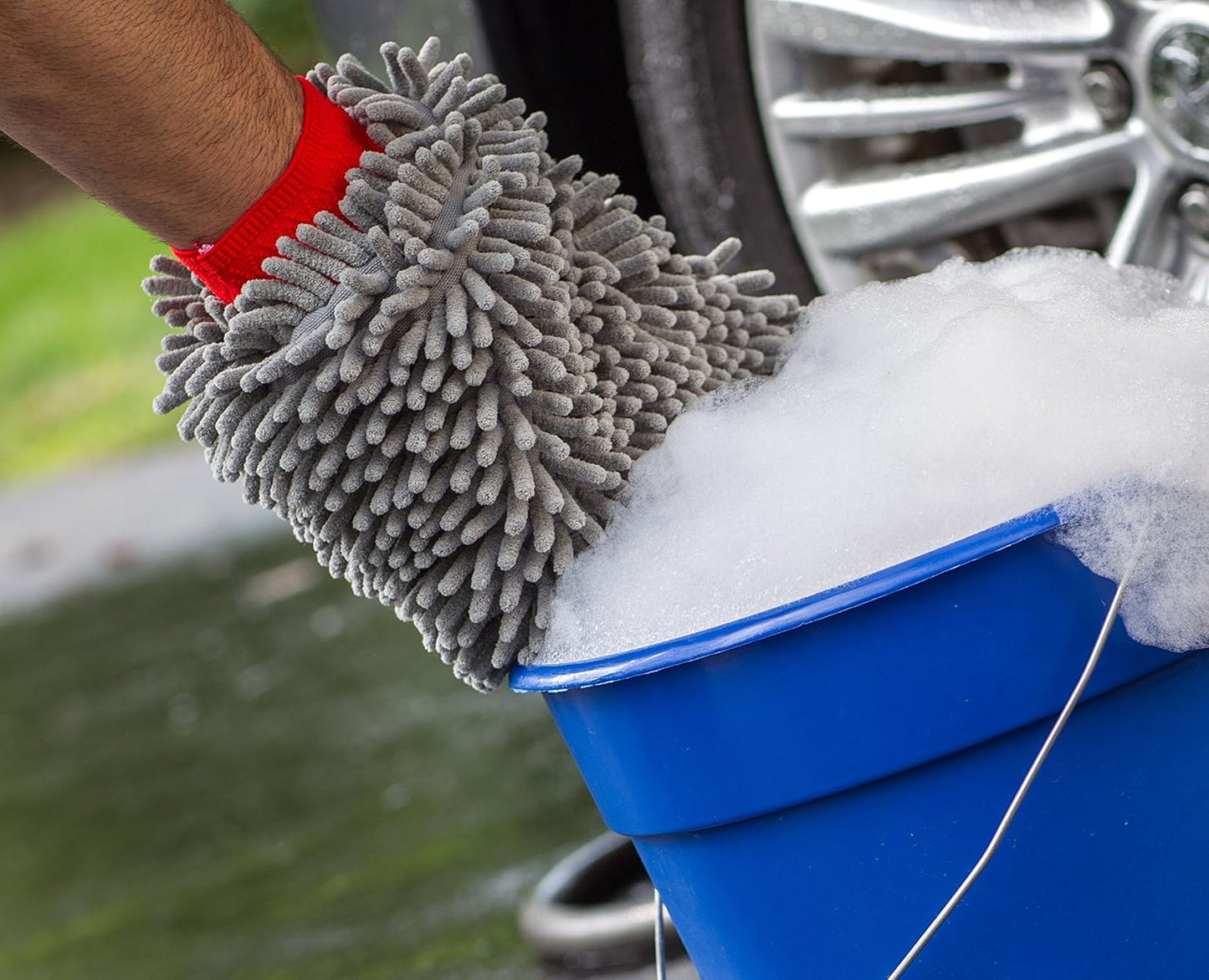 Premium Chenille Car Wash Mitt, Scratch and Lint Free